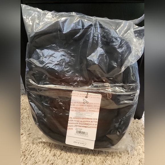 NEW TRAVELON ANTI-THEFT SECURITY SMALL BACKPACK - Picture 4 of 7